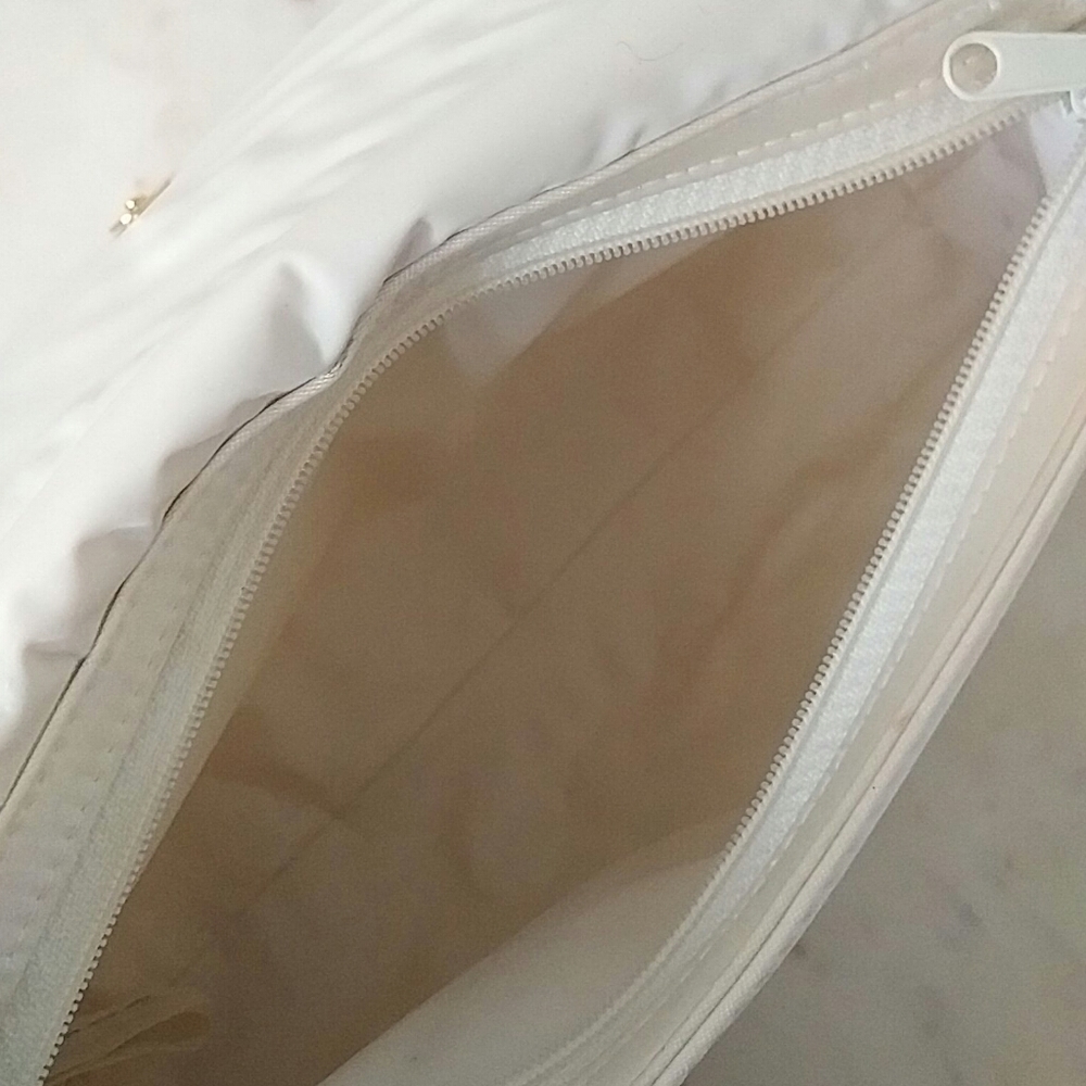 Dior Galliano era vintage Iridescent White Cosmetic Bag - Picture 7 of 8